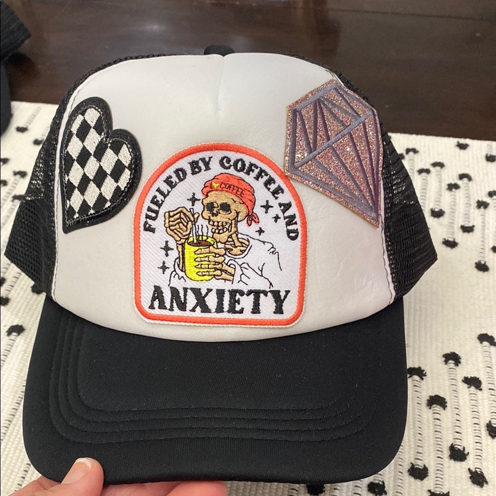 Black and White Women’s Trucker Hat